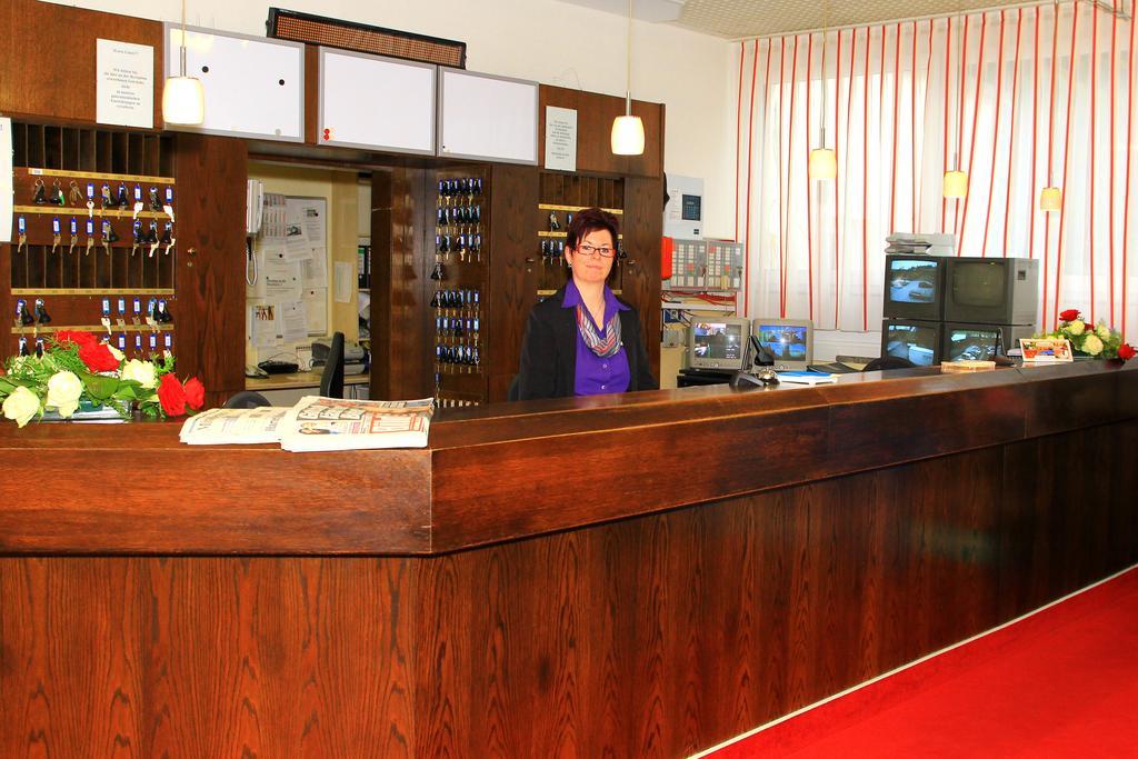 Wellnesshotel Harzer Land - Haus Gotha 塔勒 外观 照片