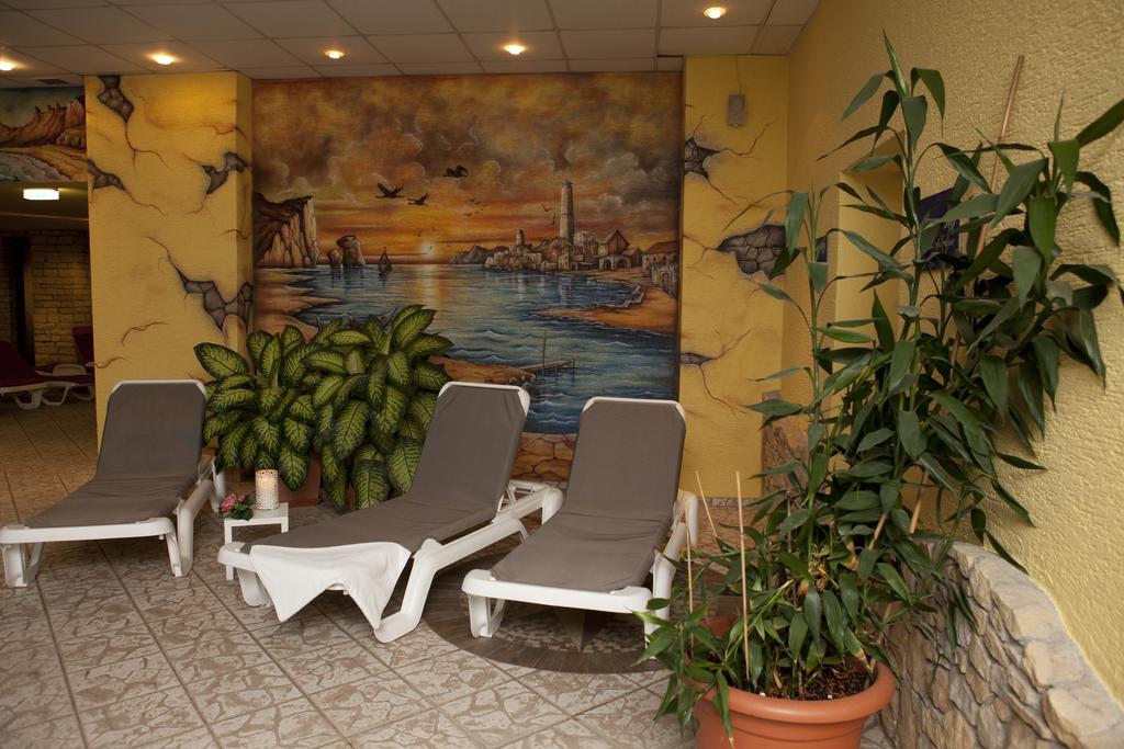 Wellnesshotel Harzer Land - Haus Gotha 塔勒 外观 照片