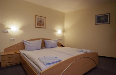 Wellnesshotel Harzer Land - Haus Gotha 塔勒 外观 照片